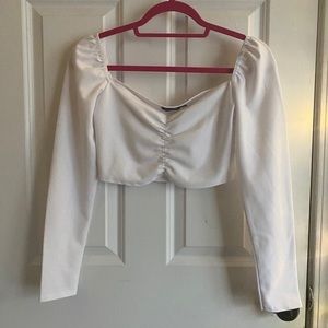 Boohoo white long sleeve crop top size US 4